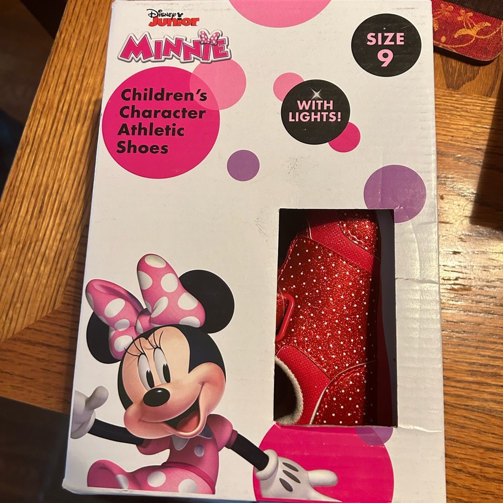 Brand new toddler Minnie Mouse sneakers